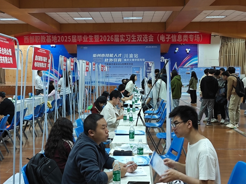 TOtn_1745734645664001902.jpg 536A67F6F8A6773474835CF95F1E5FC2.jpg