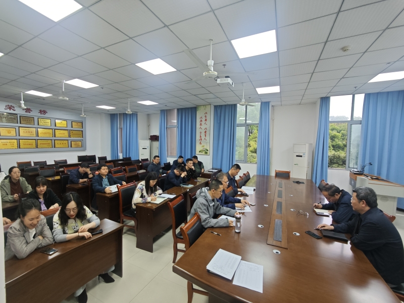 Hzqi_1745798646536019836.jpg 1745718689124.jpg