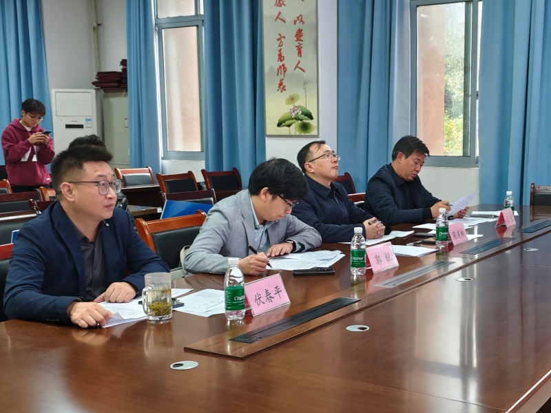 vYOw_1763963540771015872.jpg 2312.jpg